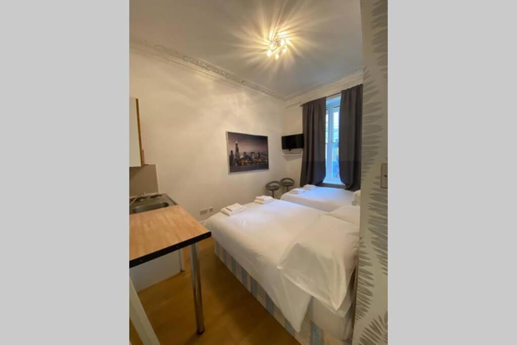F6-comfy Ground Flr Fits 4- Near Hyde Park London